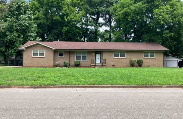 Centrally located Ranch Style Home in Murfreesboro photos photos