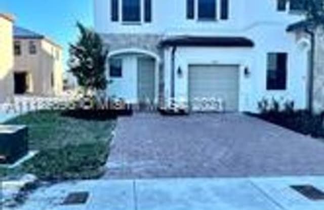 3338 West 112th Street - 3338 W 112th St, Hialeah, FL 33018