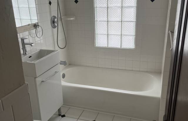 14728 Bayes Avenue Gallery 4