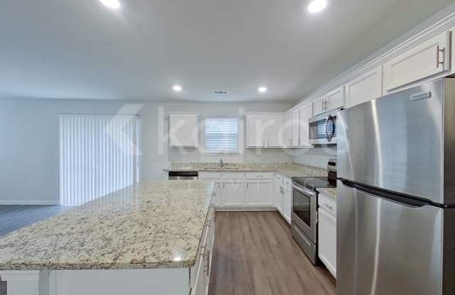 247 Western Red Cedar Drive Gallery 4