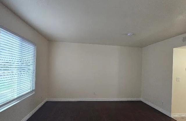 1745 N Winery Ave Unit 136 Gallery 2
