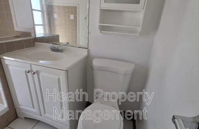3302 Bainbridge Dr Gallery 2
