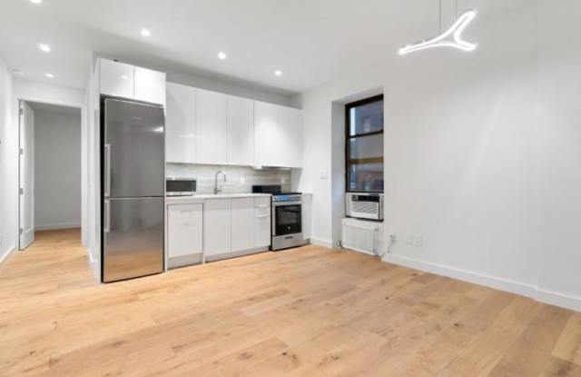 503 West 22nd Street photos photos