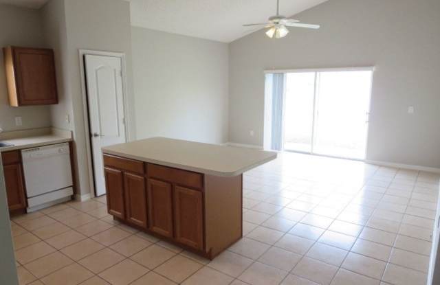 4944 Waterside Pointe Circle Gallery 4
