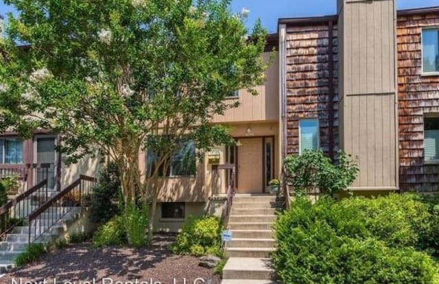 10703 Muirfield Dr - 10703 Muirfield Drive, Potomac, MD 20854