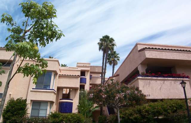 Terrific 1Br/1.5Ba Condo in Gated Masters Hill W/ Golf Course Views photos photos