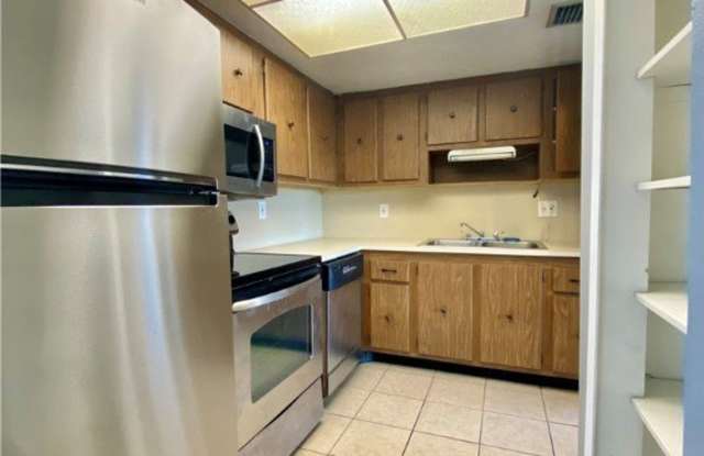 3704 Broadway unit: 317 photos photos