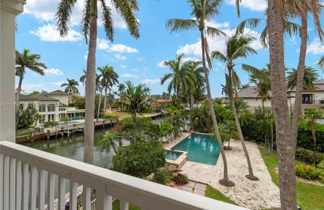700 Coral Way photos photos