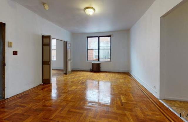 2297 Southern Boulevard Gallery 2