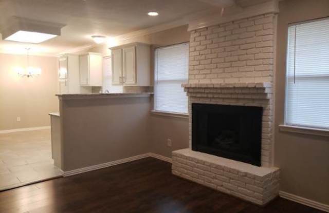 2906 MeadowGreen Drive Gallery 4