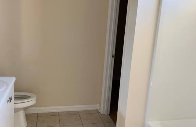 4700 Triplett Way Gallery 3