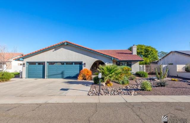 2234 E 27 WAY - 2234 East 27th Way, Yuma, AZ 85365