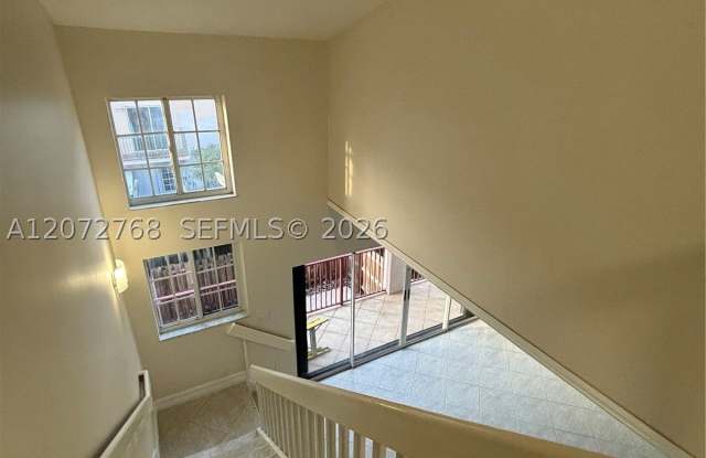 10151 SW 154th Cir Ct Gallery 1