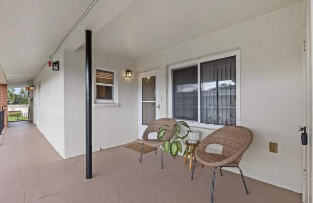 4540 OVERLOOK DRIVE NE - 4540 Overlook Drive Northeast, St. Petersburg, FL 33703