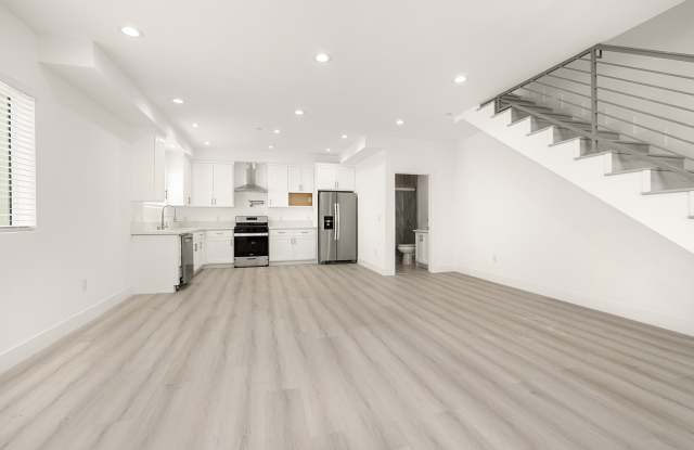 923 1/4 N. Beaudry Avenue Gallery 3