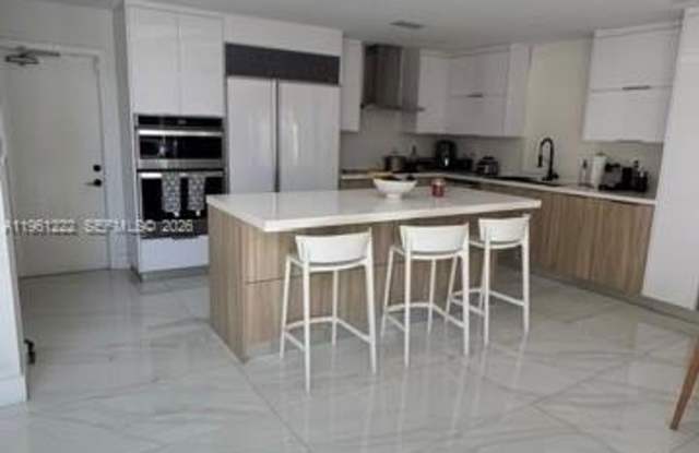 11340 NW 52nd Ln photos photos