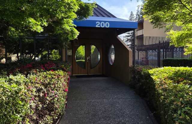 Spacious Downtown Sacramento Condo photos photos