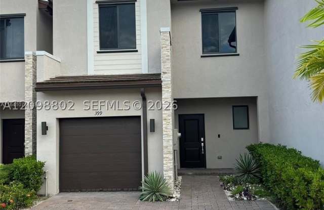 399 NE 211th Ter Gallery 1