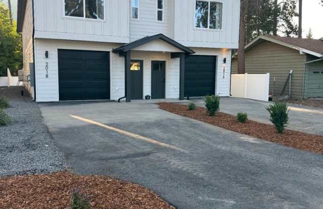 Duplex in CDA ! photos photos