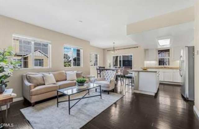 Stunning turnkey home in the highly coveted Riverpark Oxnard photos photos