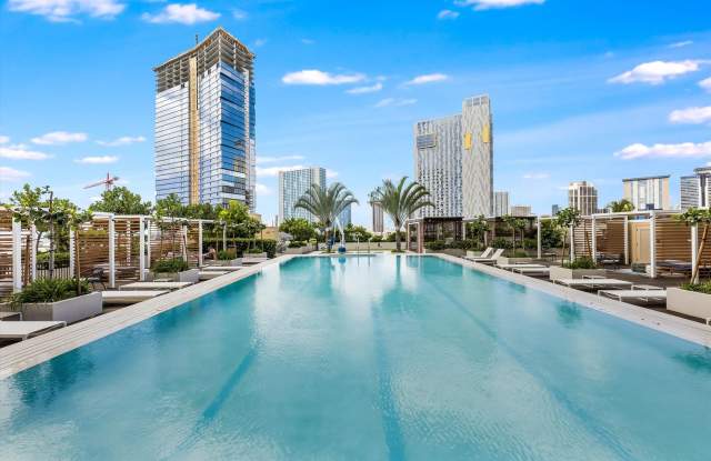 Experience luxury living at 'A'ali'i in the heart of Ward Village in Kaka'ako! Available 09/16/2026 Gallery 4