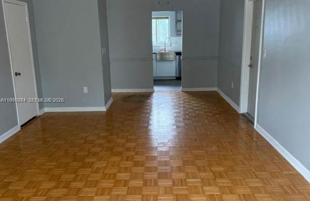 9281 W Bay Harbor Dr photos photos