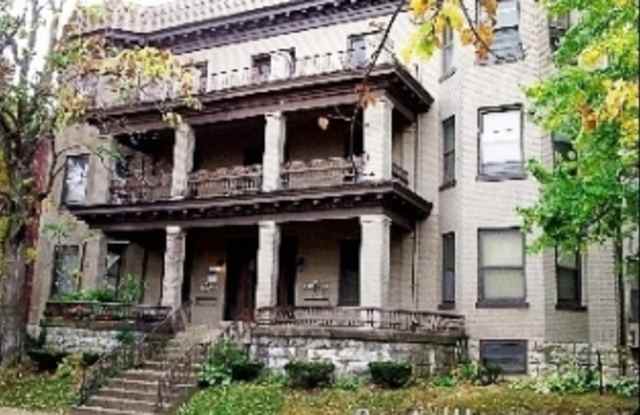 432 Kensington Ct - 432 Kensington Court, Louisville, KY 40208 432 Kensington Ct - 432 Kensington Court, Louisville, KY 40208