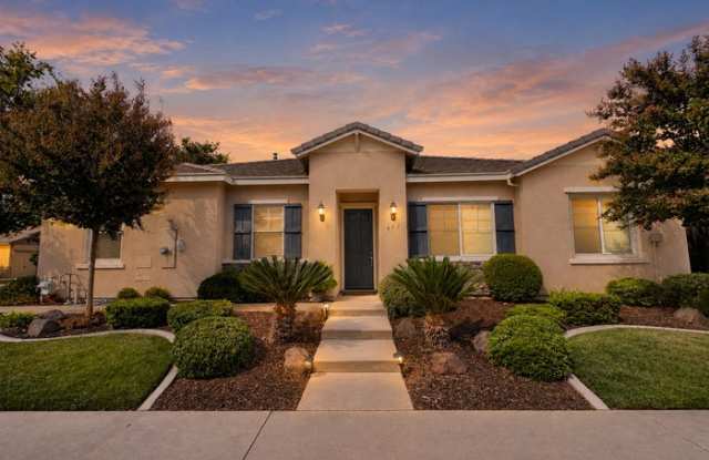 674 Lilly Cross Drive Gallery 1
