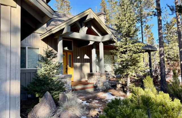 Coming Soon! | Sunriver Gallery 3