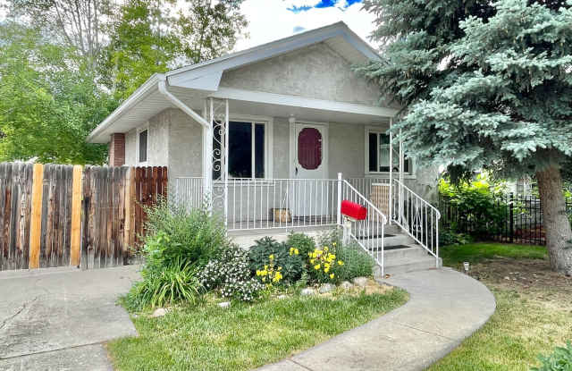 Darling Updated Cottage Near Liberty Park! photos photos