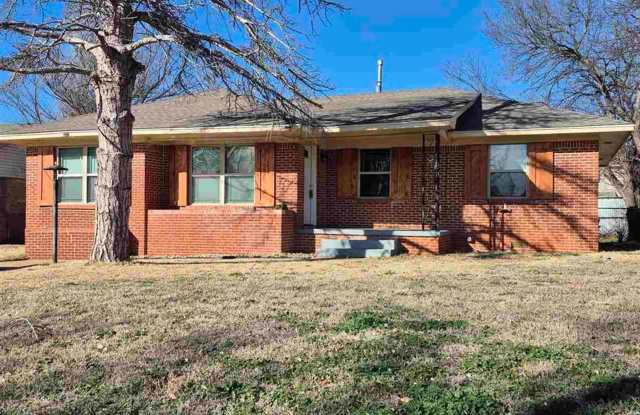 2209 NW Smith - HOT New Listing! photos photos