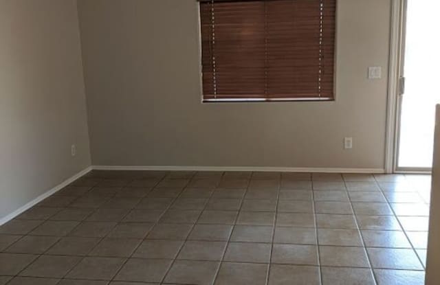 8845 East Mountain Spring Drive Gallery 3