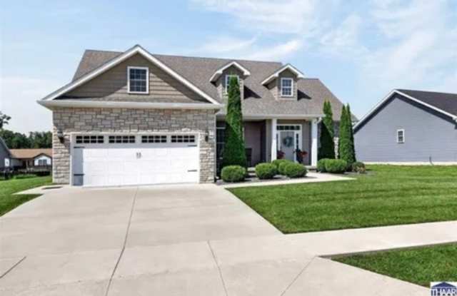 Beautiful 3 bedroom, 2 bath located on the east side of Terre Haute Gallery 1