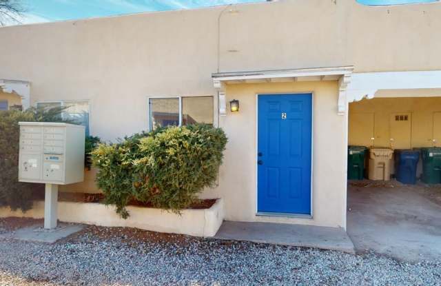 Centrally located 1BR apartment. Utilities included. Gallery 2