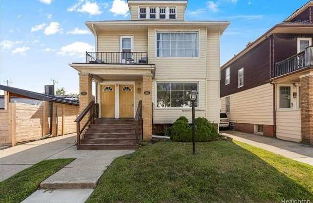 1411 Wayburn Street photos photos