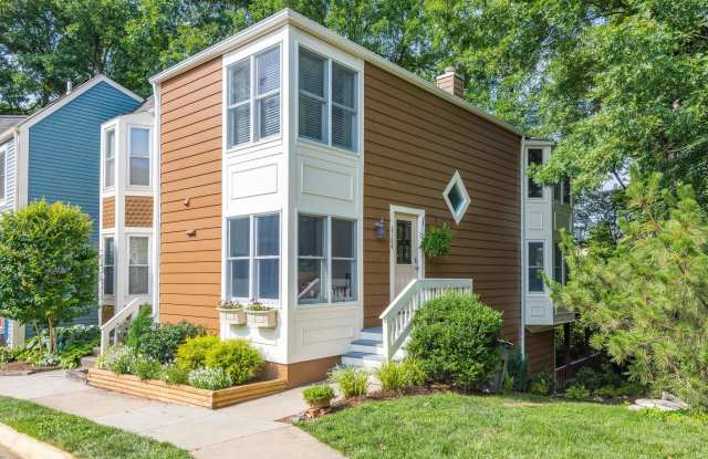 2124 WHISPERWOOD GLEN LANE - 2124 Whisperwood Glen Ln, Reston, VA 20191