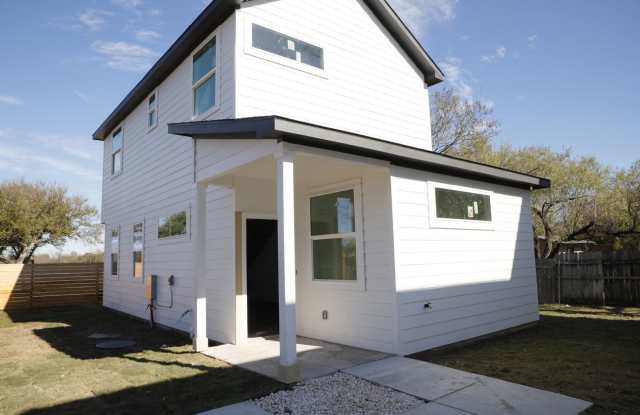 Modern Farmhouse East Austin photos photos Modern Farmhouse East Austin photos photos