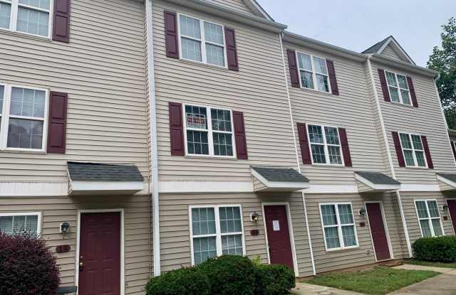 Amazing Location Near Downtown and NC State University! photos photos