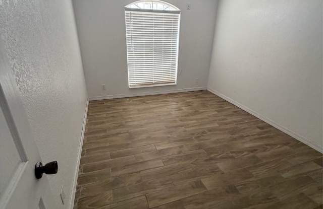 12741 Bunyan Way Gallery 4