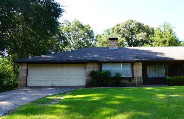 Whitehouse ISD - 3 Bedroom, 2 Bath Duplex, Lawn Care Provided! photos photos