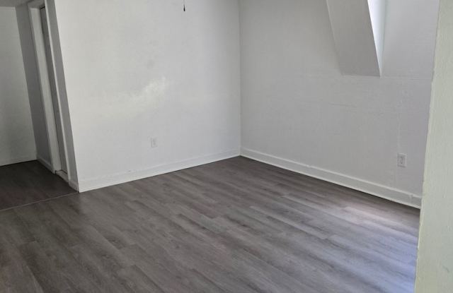 Welcome to 1882 N Jefferson — a charming 3-bedroom, 2-bathroom home with plenty of space inside and out! photos photos