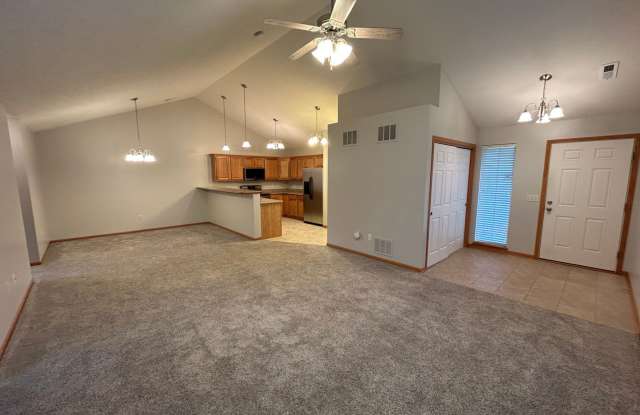 8528 Flintlock Cir 2bed/2bath Townhome photos photos