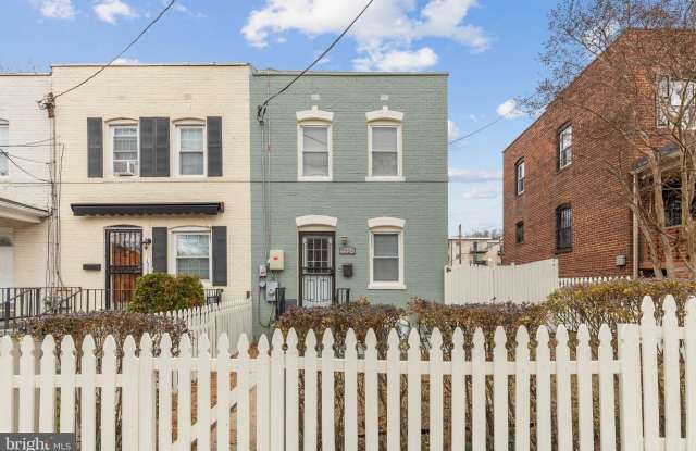 1524 HOWARD ROAD SE photos photos