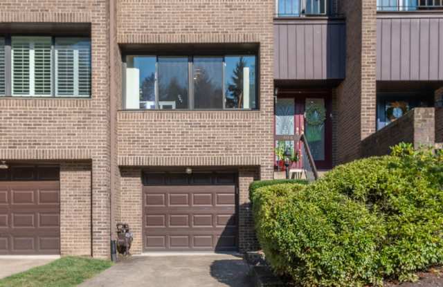 804 Fairways Drive - 1 photos photos