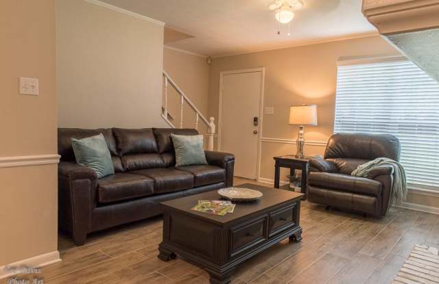10217 Los Altos Dr Gallery 4