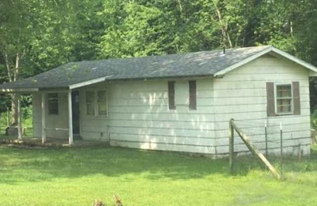 605 Guiling St - 605 Guiling Street, Bloomfield, MO 63825