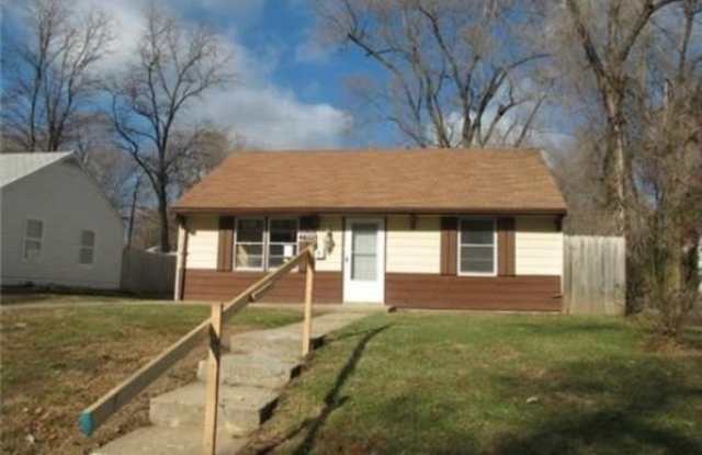 4822 Woodend Ave - 4822 Woodend Avenue, Kansas City, KS 66106