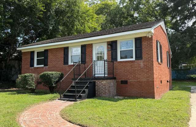 Newly Updated 3 Bedroom Brick Home in Burlington! photos photos Newly Updated 3 Bedroom Brick Home in Burlington! photos photos