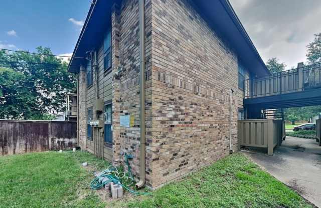 3430 W 4th St - 3430 West 4th Street, Fort Worth, TX 76107