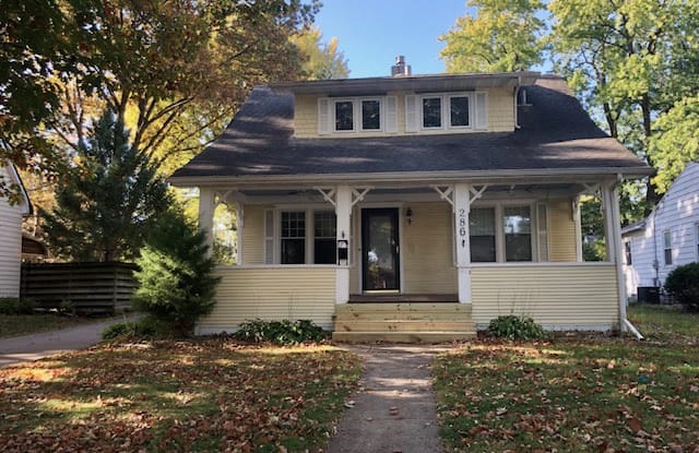 286 Kenilworth Street - 286 Kenilworth Road, Waterloo, IA 50701